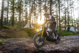 CFMOTO 700CL-X ADVENTURE (ABS)