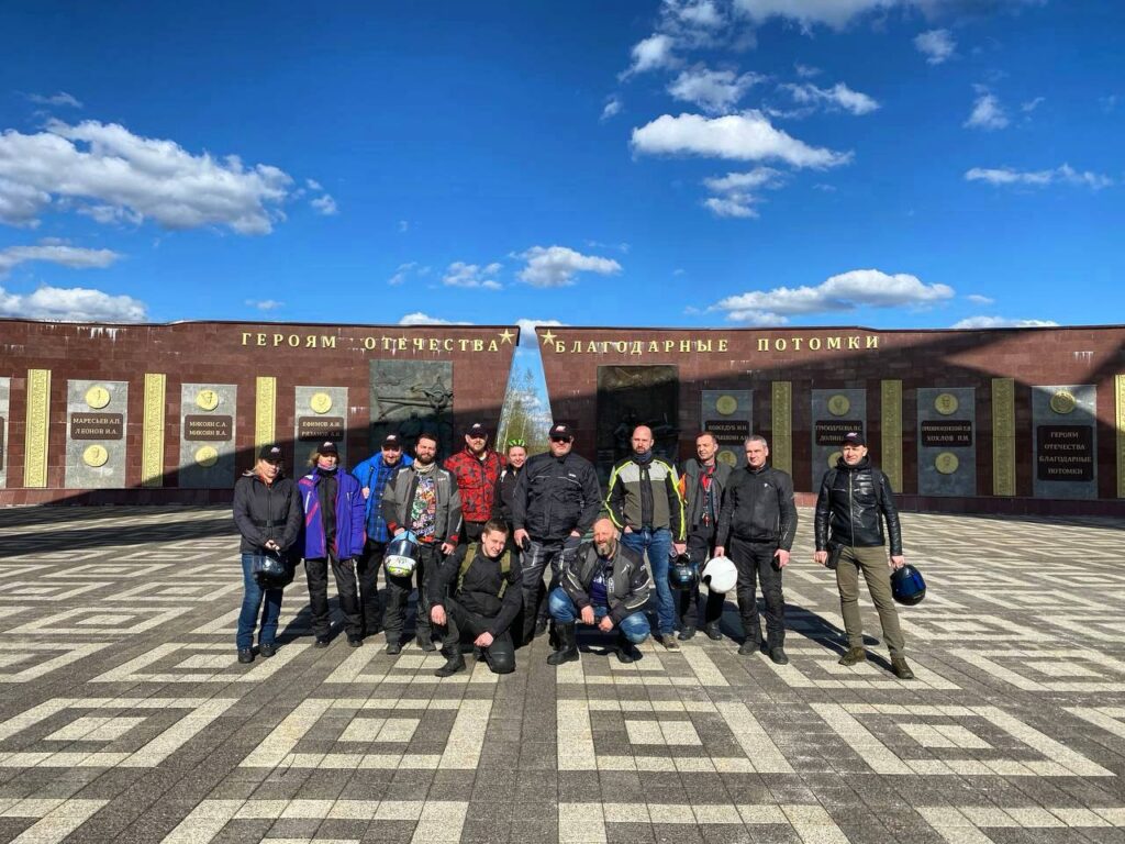 Райдеры на мотоциклах CFMOTO открыли мотосезон