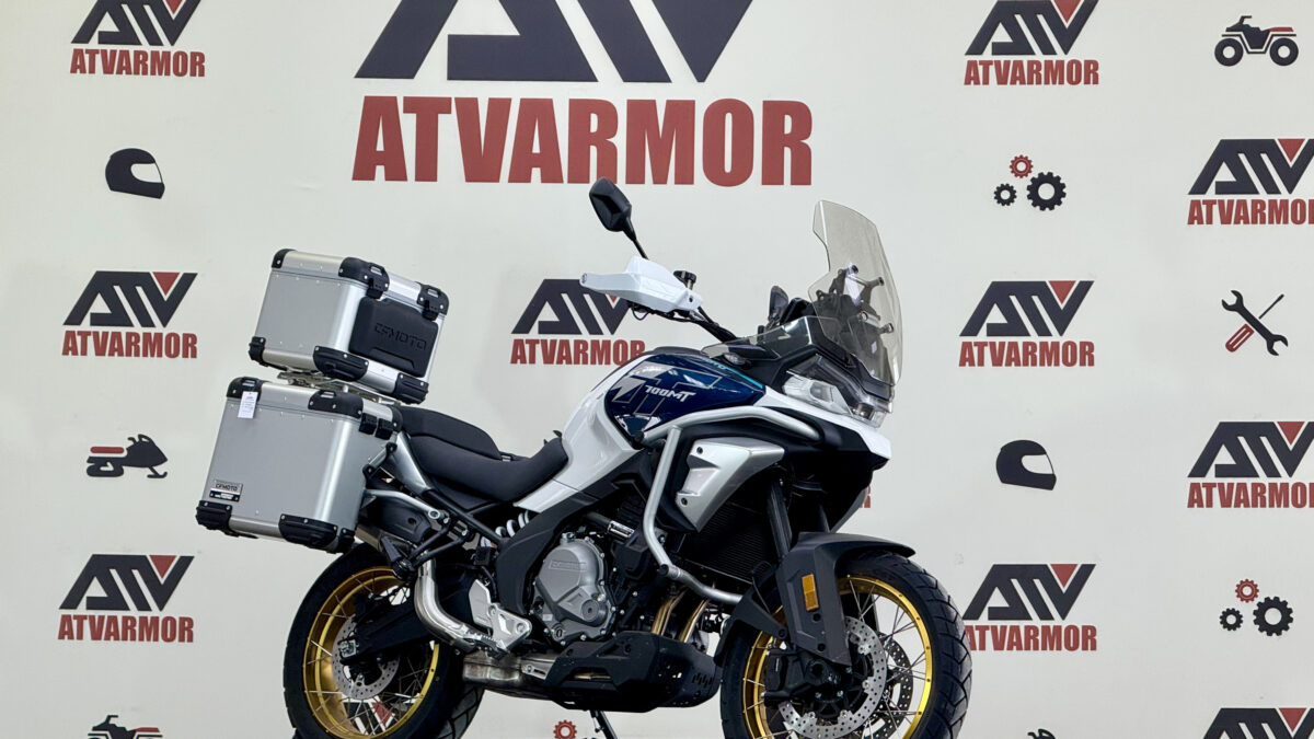 Мотоцикл CFMOTO 700MT Advanced (ABS) Мотоцикл CFMOTO 700MT Advanced (ABS)
