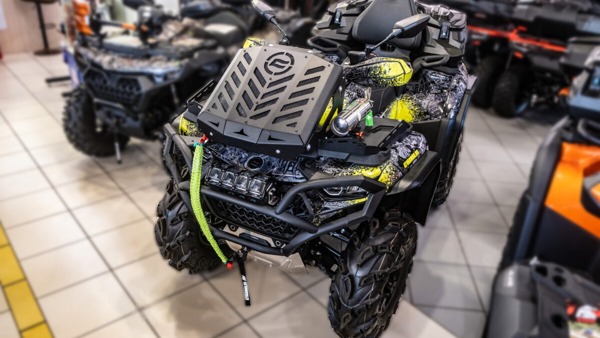 Эксклюзивная оклейка СFMOTO CFORCE 1000 EPS Эксклюзивная оклейка СFMOTO CFORCE 1000 EPS