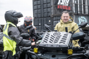 Ключи от новенького СFMOTO CFORCE 500 EPS вручены победителю народного голосования в рамках XX Премии «Внедорожник года – 2025» Ключи от новенького СFMOTO CFORCE 500 EPS вручены победителю народного голосования в рамках XX Премии «Внедорожник года – 2025»