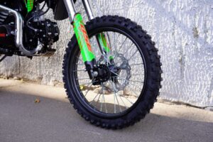 BSE EX 17/14 Green Orange Ant