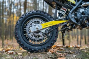 BSE K6 Yellow Twister