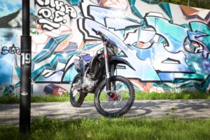 BSE M2 Force Black