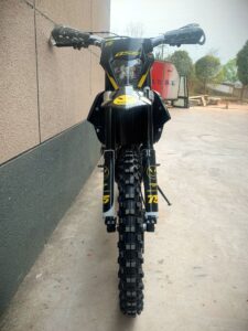 BSE T5 Black Twister