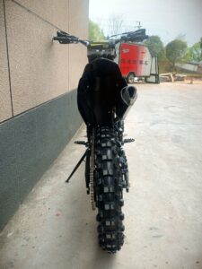BSE T5 Black Twister