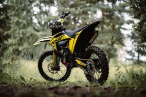 BSE T5 Yellow Twister
