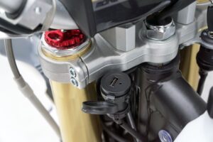 BSE Z3 21/18 Gold Black