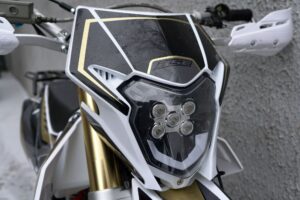 BSE Z3 21/18 Gold Black