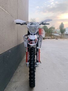 BSE Z4 Red 66