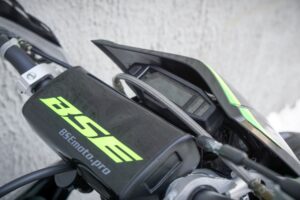 BSE Z6 Neon Track