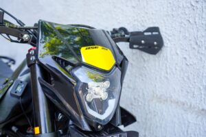 BSE Z9 Yellow Metallic S