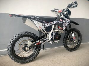 BSE Z10L Graffiti White