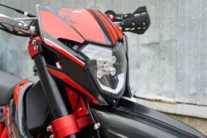BSE Z10 Red Black