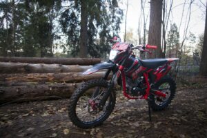 BSE Z10 Red Black