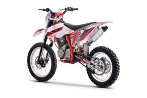 BSE Z3.00 19/16 Thorn Red/Black