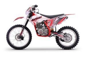 BSE Z3.00 21/18 Thorn Red/Black