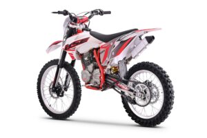 BSE Z3.00 21/18 Thorn Red/Black