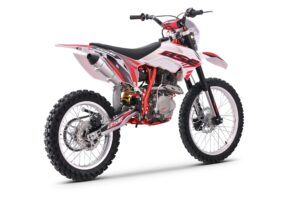 BSE Z3.00 21/18 Thorn Red/Black