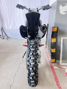 BSE Z5 L White Black