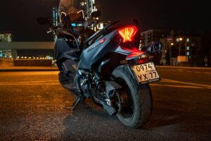 SYM MAXSYM TL 500 черный матовый
